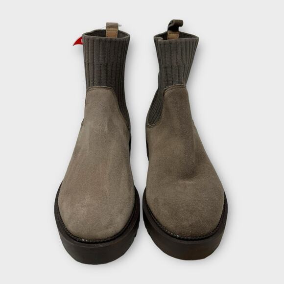 Blondo Hallie Waterproof Suede Lug Sole Booties in Dark Taupe Suede Size 7 - Picture 7 of 12